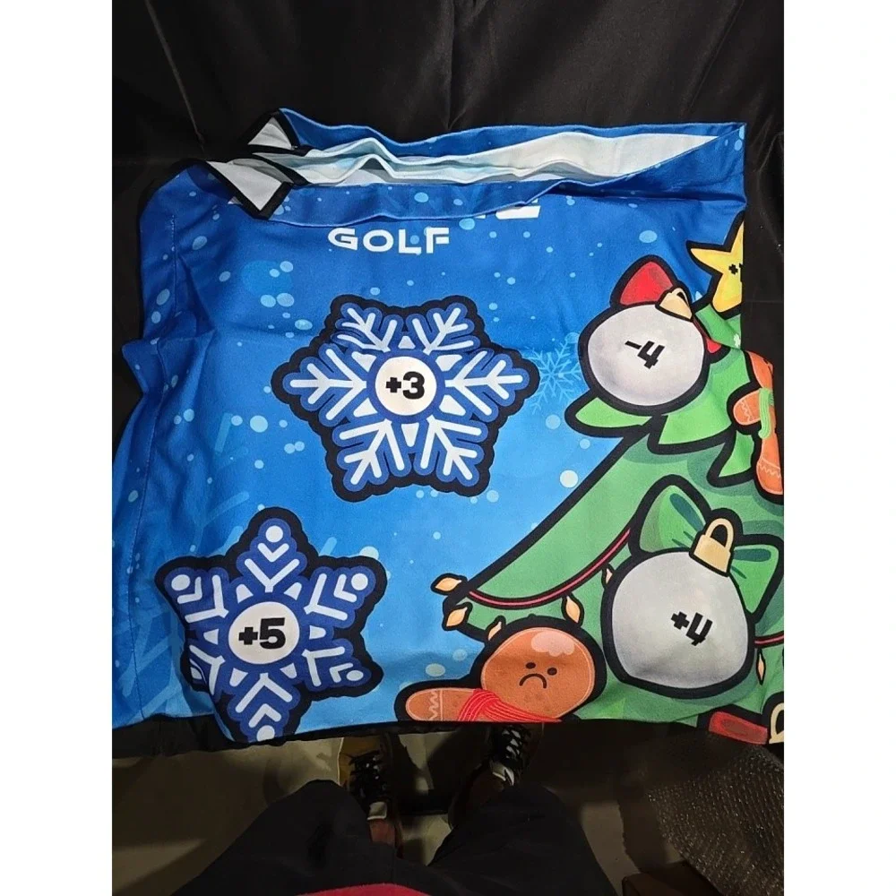 Battle Golf Christmas Tree Chipping Game